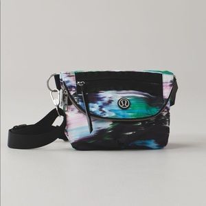 Small Lululemon bag